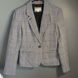 Merona black and white houndstooth blazer size 4
